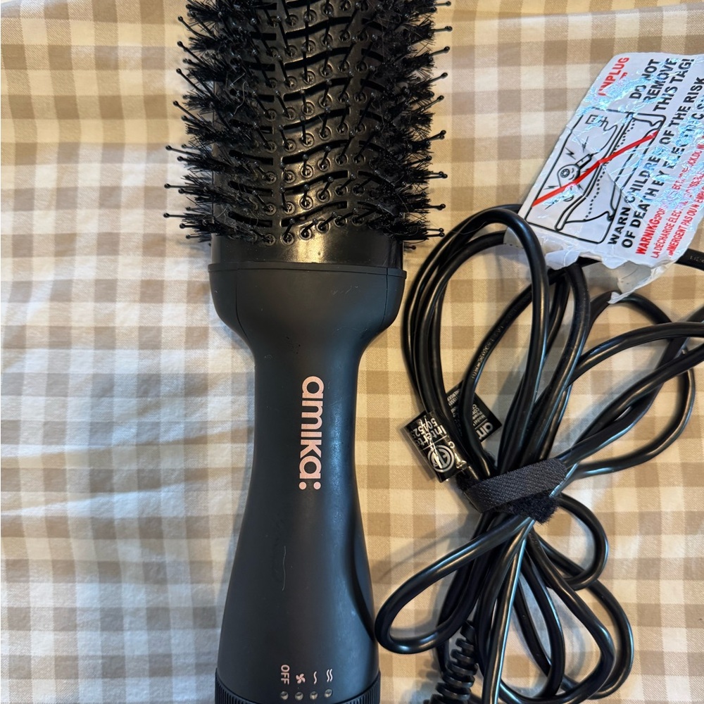 Amika Black Hair Styling Brush